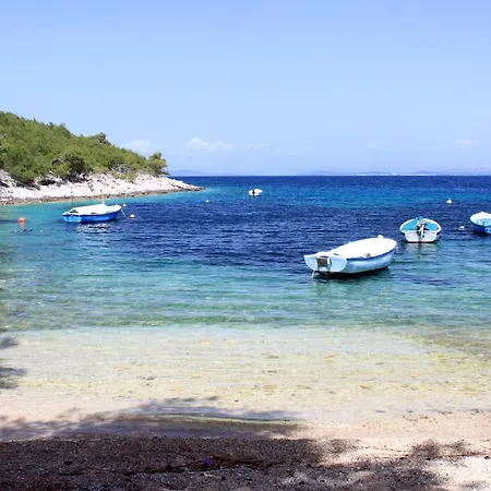 Zastupac 8761f Διαμέρισμα Brusje